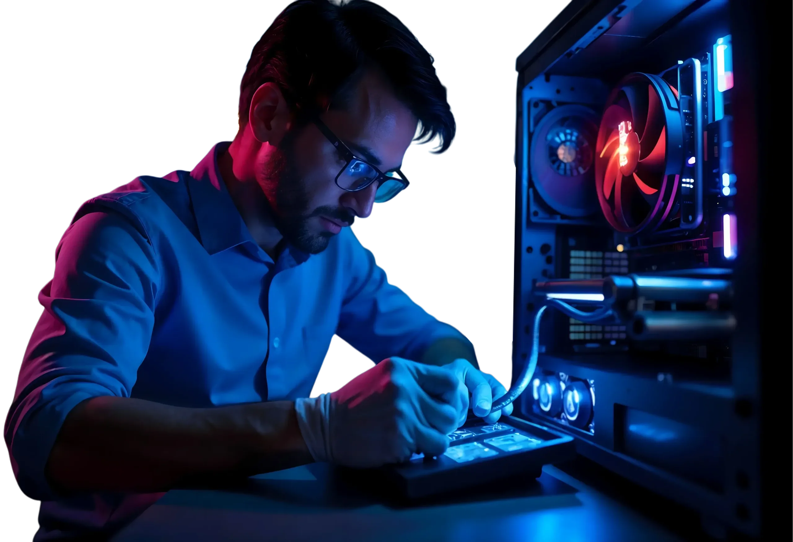 Technicien en soutien informatique au travail dans un ordinateur